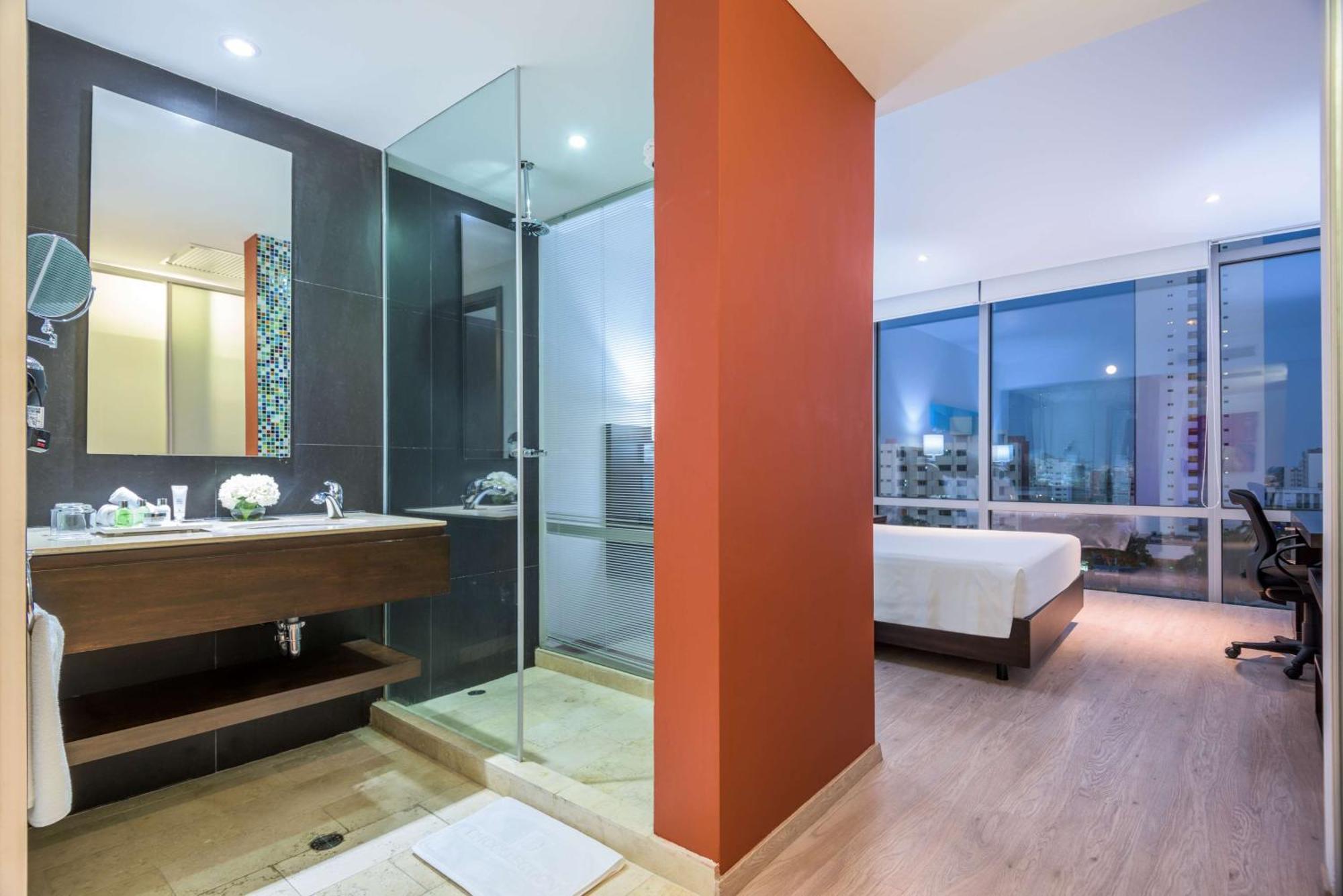 Nh Collection Royal Smartsuites Баранкила Екстериор снимка
